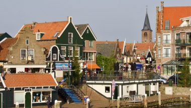 Experience Waterland Volendam harbor