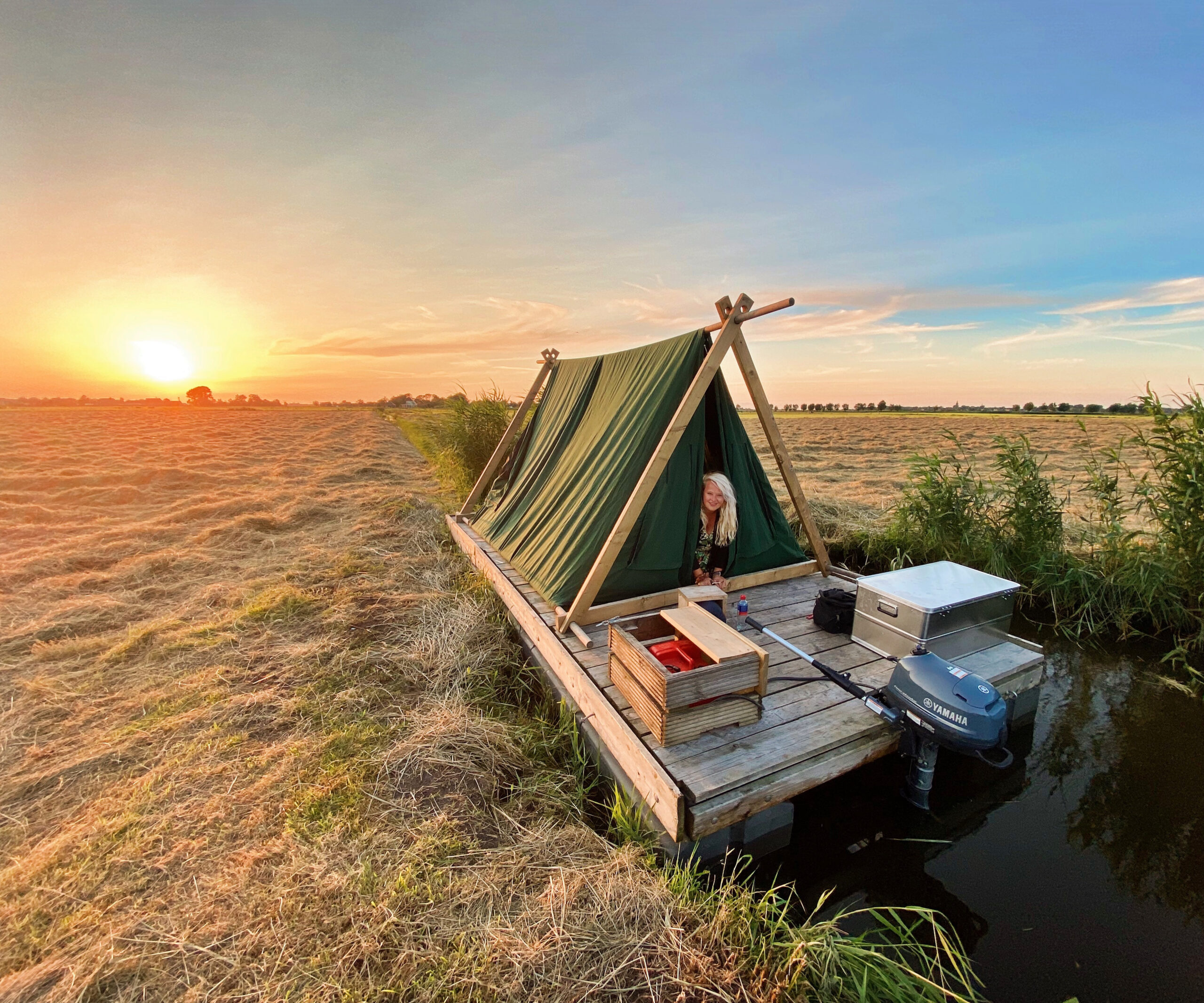 Raft expedition Amsterdam wetlands